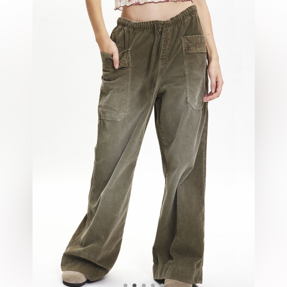 Uo urban outfitters Amelie Kimchi Blue Sage Green corduroy wide leg  Pants